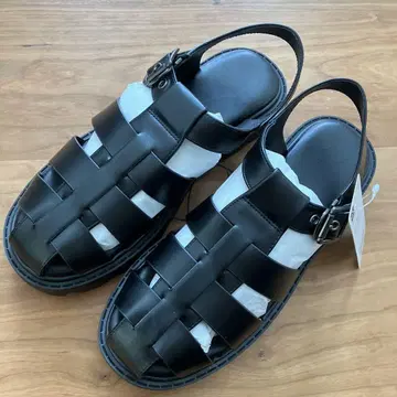 이번 시즌 택 포함 새상품 GU 구르카 샌들 XL 블랙 25cm 정도