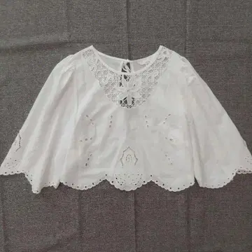 H&M 자수 레이스 블라우스 린넨 혼방 레이온 7부 소매 L