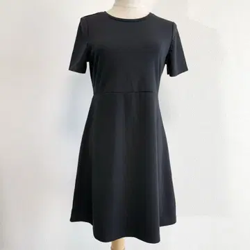 자라 ZARA 스트레치 반팔 미니 원피스 (M) 심플 티셔츠