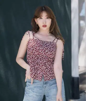 체리 패턴 스트랩 탑 herlipto 체리 S