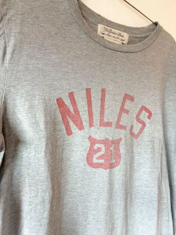 REMI RELIEF 그레이 티셔츠 NILES 21 레미 릴리프