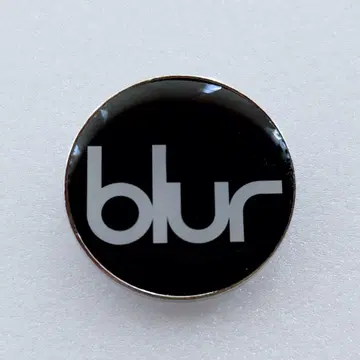 Blur 블러 핀 배지