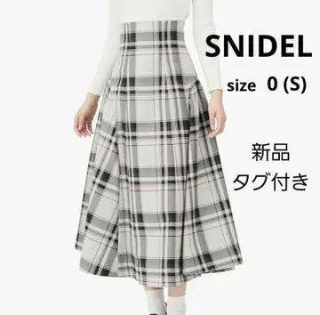 새상품 스나이델 그레이 체크 무늬 롱 스커트 0 S 사이즈