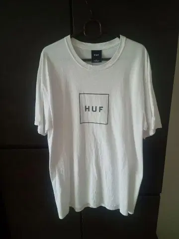HUF 화이트 티셔츠 L 사이즈