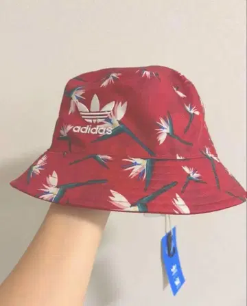 아디다스 버킷 햇 빨간색 꽃무늬 OSFM