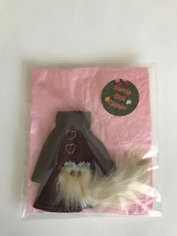 네오 브라이스 아웃핏 작가님