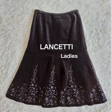 LANCETTI 밑단 플레어 자수 스커트 꽃무늬 여성용 40 L 사이즈