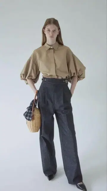 걸리쉬 St.cecilia 블로우 셔츠 미사용 새상품 택 포함 베이지