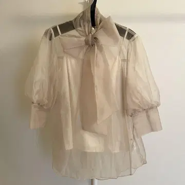 LILY BROWN/블라우스