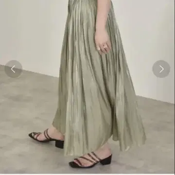 w closet 샤이니 새틴 개더 스커트
