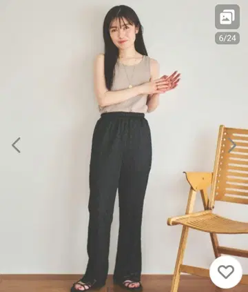 리프 무늬 레이스 세미 플레어 팬츠 블랙