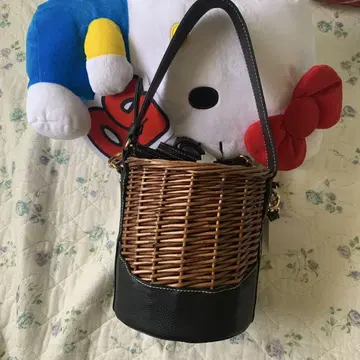 시마무라 바스켓백