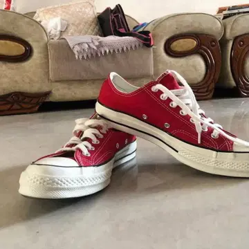 CT70 27.5cm 미사용 새상품 빨간색 로우 컷