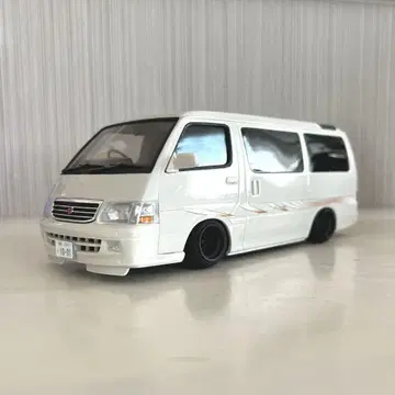 하이 에이스 100 프라모델 완성품