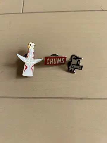 태양의 탑 & CHUMS 핀 배지 3개 세트