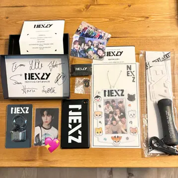 NEXZ 소곤 사인 포함 트레이딩 카드 응원봉 포토 카드 케이스 세트
