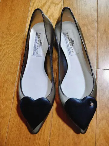 TEMPERATE 하트 레인 펌프스 신발 22.5cm