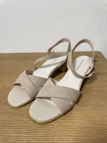 oriental traffic 베이지 크로스 스트랩 샌들 25cm
