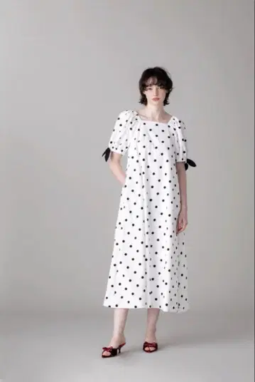 엘루 헬렌 2웨이 드레스 -닷-