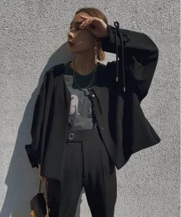 KNOT SLEEVE JACKET 블랙 M 사이즈