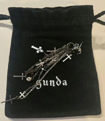 gunda JUNK HEAVEN 4 NERO PIERCE 귀걸이