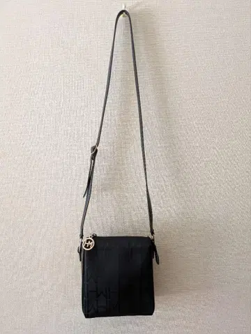 HM 하나에 모리 블랙 숄더백