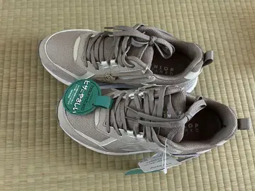 새상품 DUNLOP 베이지 러닝화 23.0cm 4E 출퇴근 통학