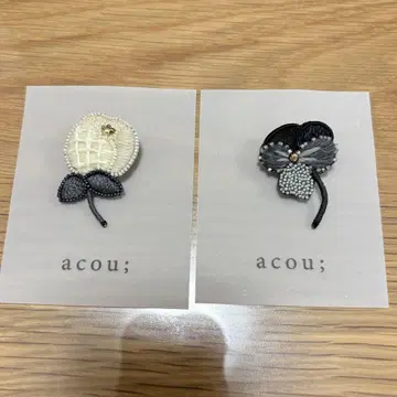 acou; 고바야시 아야노 자수 브로치