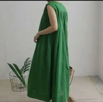어반 리서치 도어스 코튼 보일 슬리브리스 롱 원피스
