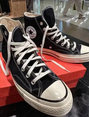 새상품 ct70 블랙 하이컷 28.5cm