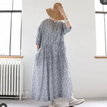 TOUJOURS 리버티 프린트 원피스, 거의 새상품입니다.