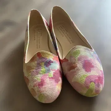 러브 클레어 플라워 패턴 펌프스 24cm