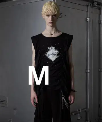 GRANCY 셔링 디자인 슬리브리스 T M 사이즈