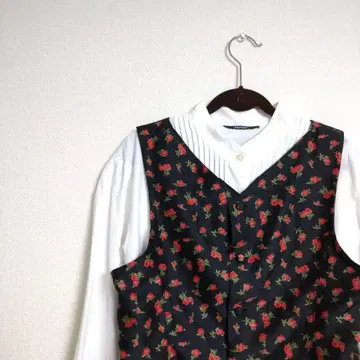 Vintage 베스트 구제 의류 장미 올 패턴 블랙 검정