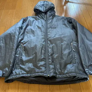 Patagonia 퍼프 볼 자켓 백랍 L 사이즈