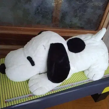 스누피 누워있는 봉제 인형 약 53cm