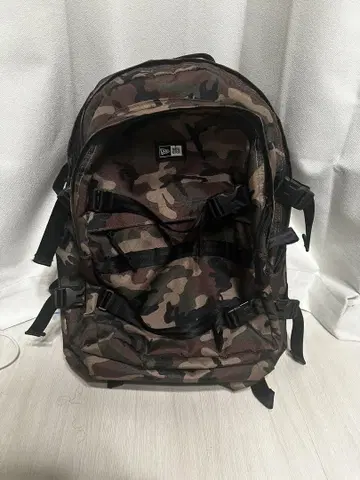 NEWERA 백팩 카모플라쥬