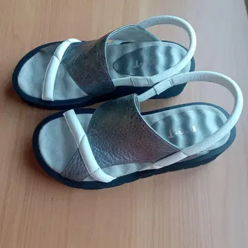 텐 신기 편한 백 스트랩 샌들   편안한 인솔   경량