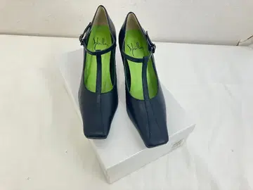 미사용에 가까운 Shilla GK6TE-02270 T 스트랩 23.0
