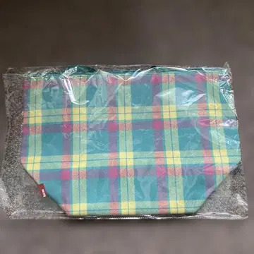 이세탄 맥밀런 패턴 보냉 백 미사용 새상품