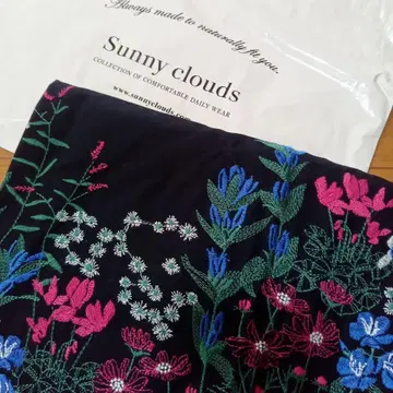 써니클라우드 Sunny clouds 자수 블라우스 자수 셔츠
