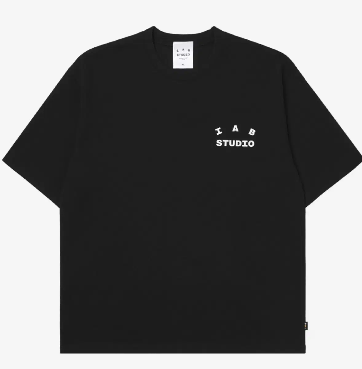 IAB Studio Short Sleeve Black M Size