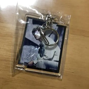 be first 라쿠텐  특전  키링  레오