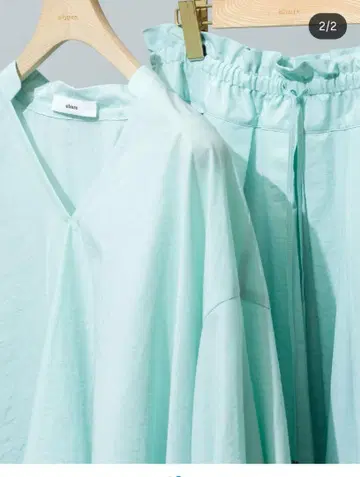 에부르 블라우스 엔폴드 두지엠 클라세