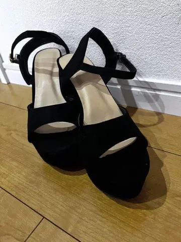 블랙 플랫폼 샌들 38