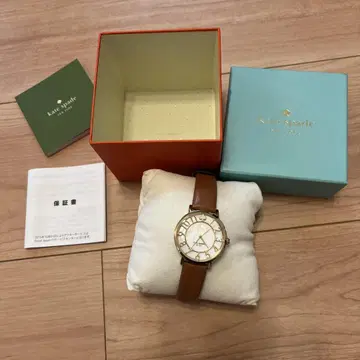kate spade 아날로그 시계 브라운 가죽