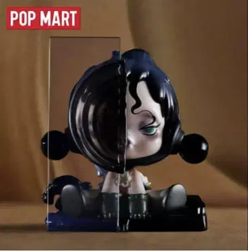 POP MART 스컬판다 더 코트야드 정원