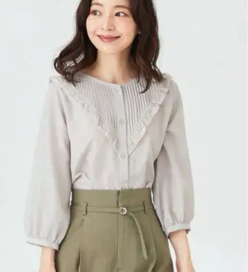 any SiS [세탁 가능] 레이스 프릴 블라우스