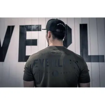 EVERLIFT 카키 베이직 티셔츠 XL