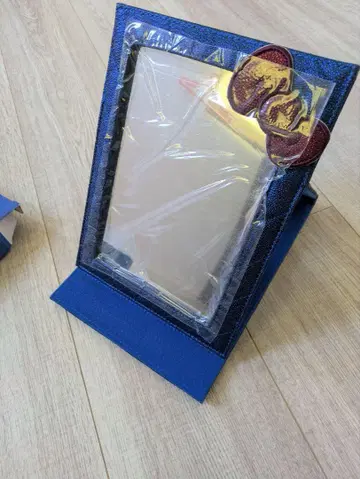 헬로키티 프렌치 퀼팅 거울